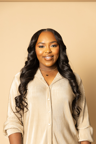 Jameka H - Avalon School of Cosmetology-Phoenix Babysitter