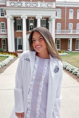 Zoe D - Longwood Babysitter