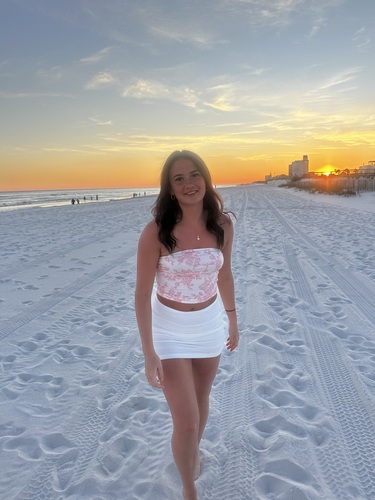 Alexea S - Missouri State Babysitter