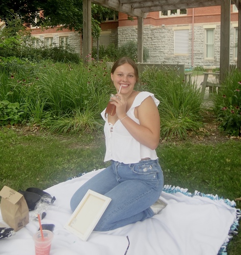 Ivy R - St. Olaf Babysitter