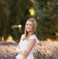 Emelia D – University of Oregon Student Seeking Nanny Jobs