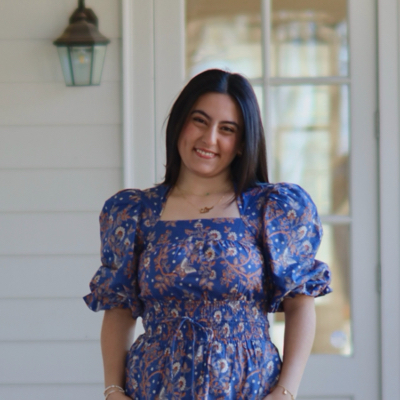 Suzan M - Auburn Babysitter