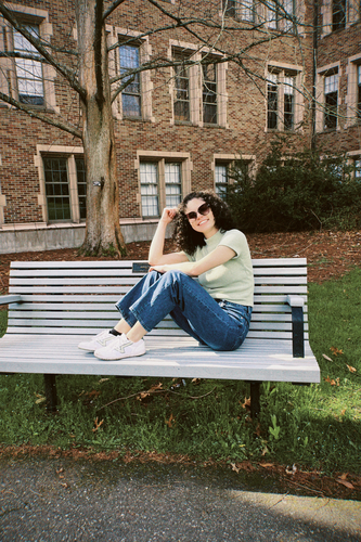 Chloe S - Green River Babysitter