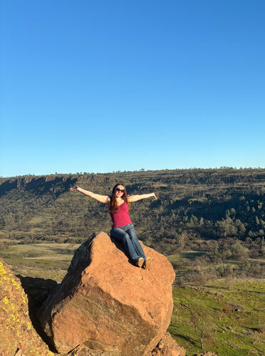 Bella G - College of the Redwoods Babysitter