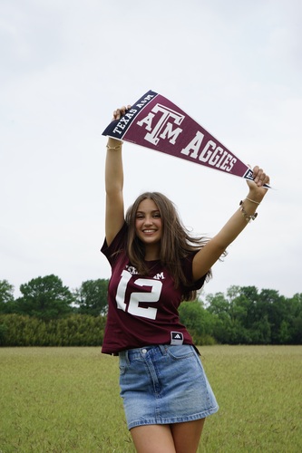 Mia G - Texas A&M Babysitter