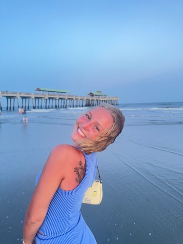 Megan V - Western Illinois Babysitter