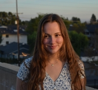 Sofie P – CSUN Student Seeking Babysitting Jobs