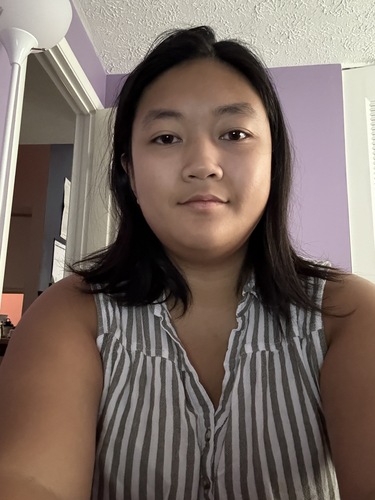 Hillary L - Virginia's Community Babysitter