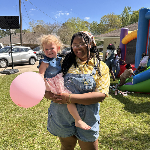 Naomi D - LSU Babysitter