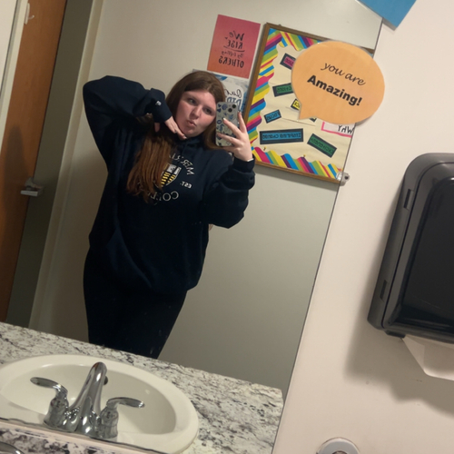 Brooke R - Merrimack Babysitter