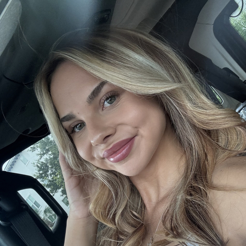 Jaida D - UCF Babysitter