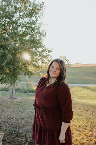 Avery K - Troy Babysitter