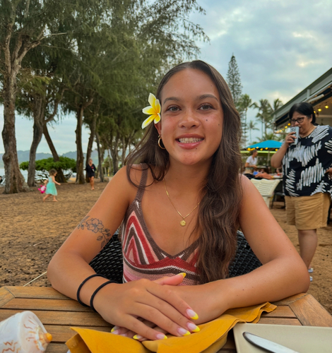 Gwendolyn S - Pacific University Babysitter