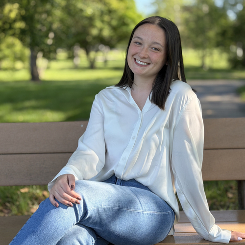 Olivia B – Cincinnati State Student Seeking Babysitting Jobs