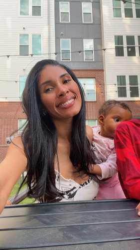 Shyra M - Aveda Institute-Minneapolis Babysitter