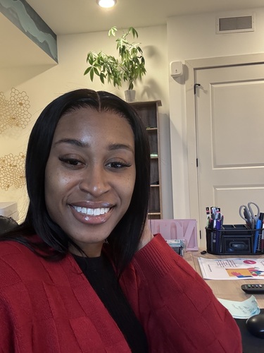 Destiny M - Hinds Community College  Babysitter