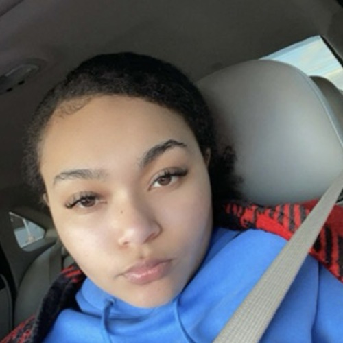 Chloe T – Indiana Tech Student Seeking Babysitting Jobs