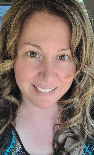 Lisa W - Drury Babysitter