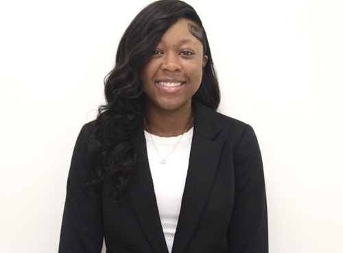 De’Kaya L - TSU Babysitter