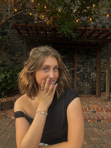 Calista R - Sierra Babysitter