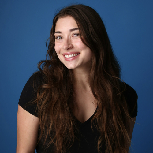 Lily F - Oxy Babysitter