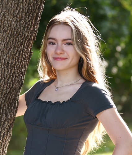 Lora S - UConn Babysitter