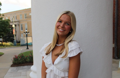 Ellie A - Ole Miss Babysitter