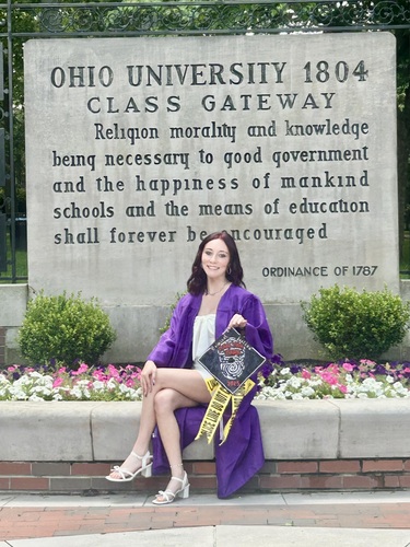 Lexi D - Ohio University Babysitter