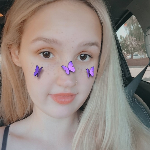 Angelina W - NAU Babysitter
