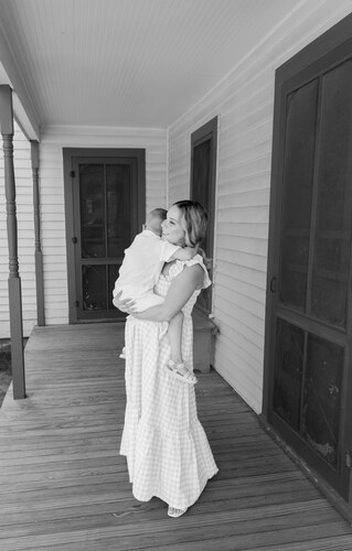 Jessica M - UNK Babysitter