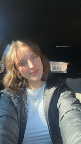 Shannon V - Bethel Babysitter