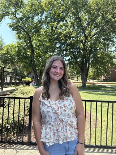 Peyton Y - Lipscomb Babysitter