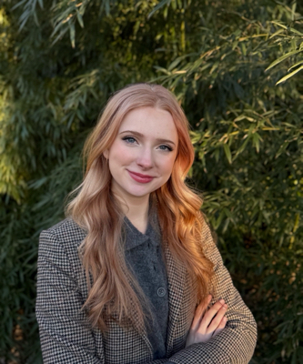 Abigail L - Belmont Babysitter