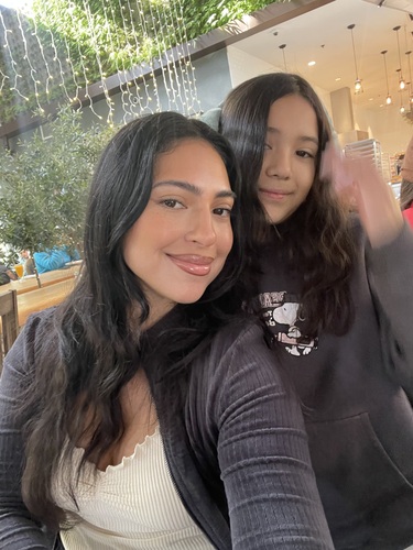 Vianka M - UT Arlington Babysitter