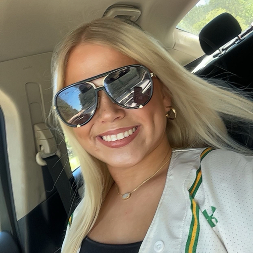 Hayley M - Jones County Junior College  Babysitter