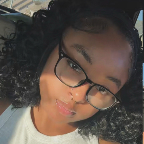 Jamiee D - MTSU Babysitter