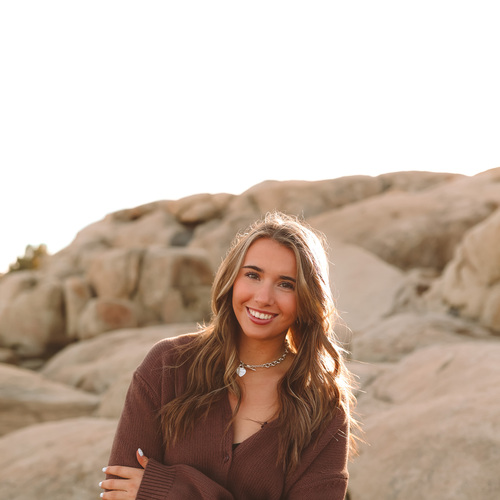 Bailey S - SUU Babysitter