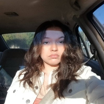 Adriana C - American River College  Babysitter
