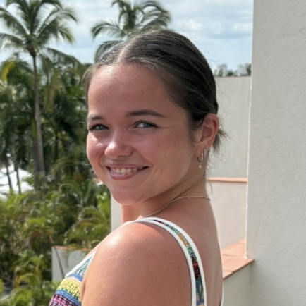 Emma H - Saint Xavier Babysitter