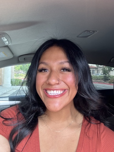 Elizabeth M - CSUMB Babysitter