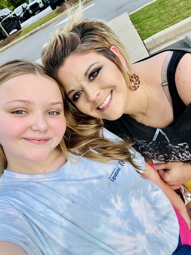 Laura C - Lander Babysitter