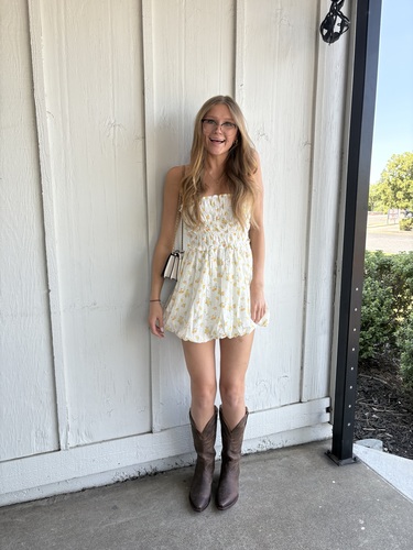 Abigail P - Sierra Babysitter