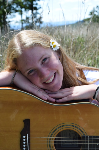 Sarah B - Lee Babysitter