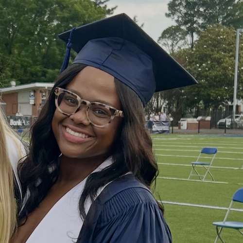 Hope T - Holmes Community College  Babysitter