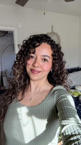 Celeste T - Fresno State Babysitter