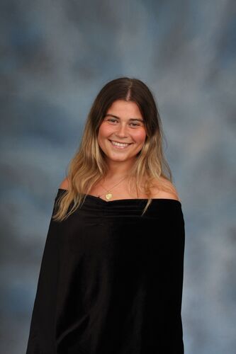 Emily L - Elon Babysitter