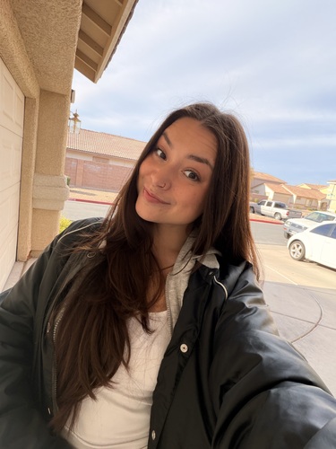 Mia C - UNLV Babysitter