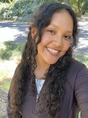 Yuritzi G - Skyline College Babysitter