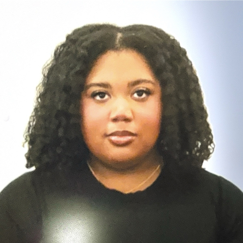Tariana J - UAB Babysitter