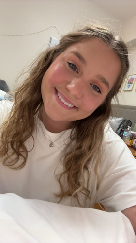 Chloe D - Mississippi College Babysitter